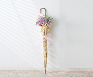 アンブレラ＆マザーズカスミソウの花束